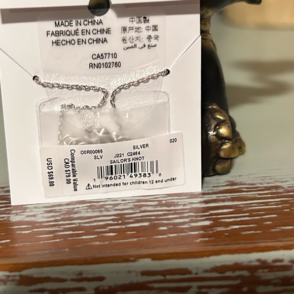 Kate Spade Sailor's Knot Mini Pendant Necklace NWT - Picture 2 of 5